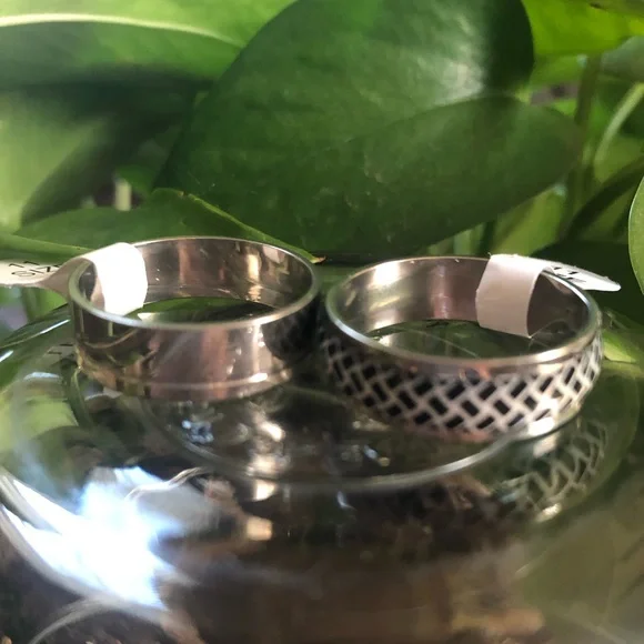 Silver Patterned Rings Set 2 pieces Size 11 New - Picture 2 of 6